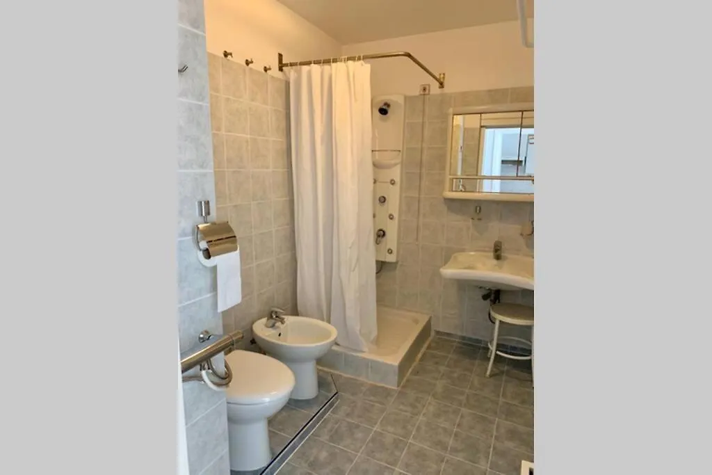 Studio F1 Vue Mer A 30M Des Plages Cagnes-sur-Mer